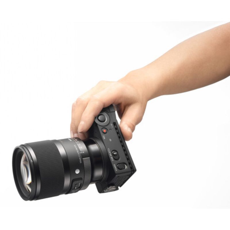 مقایسه بوکه و شارپنس بین Sigma 85mm f/1.4 و Sigma 50mm f/1.4