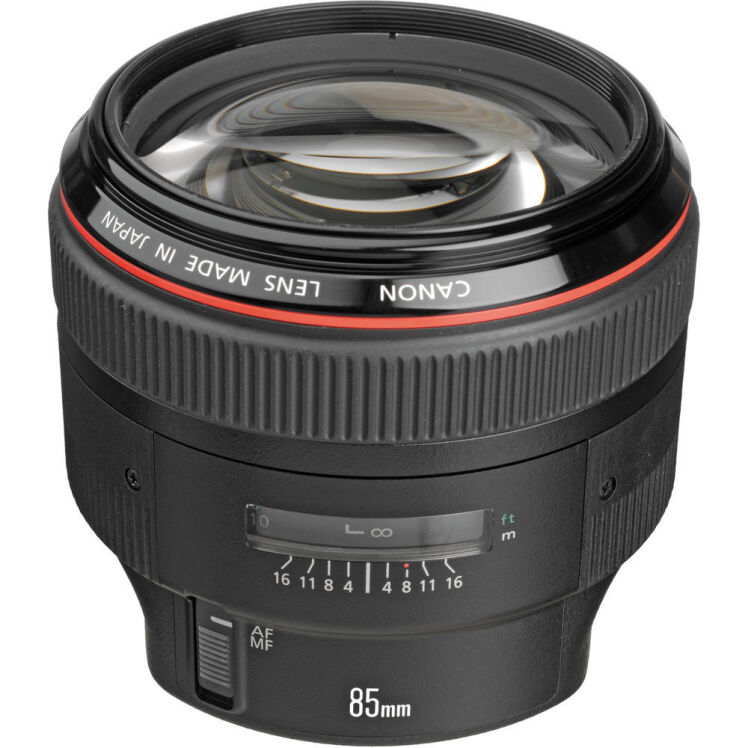 چرا Canon EF 85mm f/1.2L II USM هنوز هم بهترین لنز پرتره کلاسیک است؟