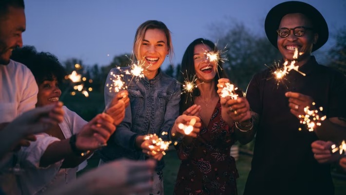 چگونه در پارتی و مهمانی عکس های خلاقانه بگیریم ؟