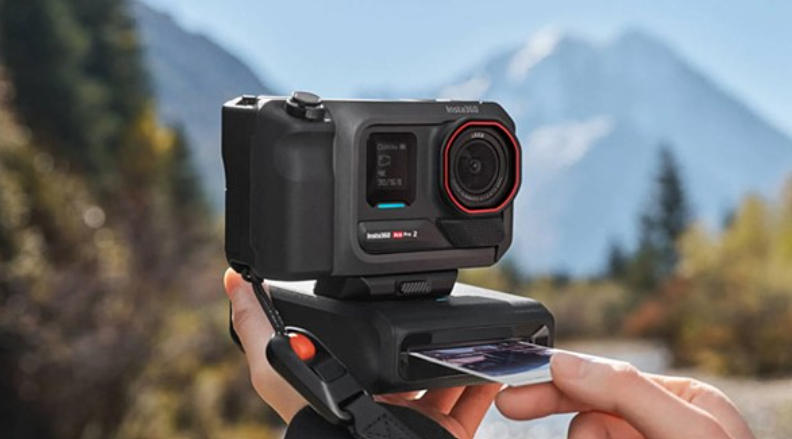 Insta360 دوربین Ace Pro 2 را به یک دوربین فوری تبدیل می‌کند