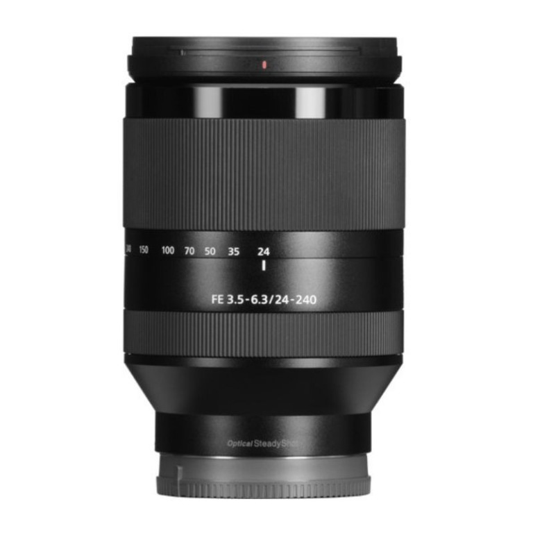 Sony FE 24-240mm f/3.5-6.3 OSS برای پرتره در فضای باز: مهم‌ترین ویژگی‌ها و محدودیت‌ها