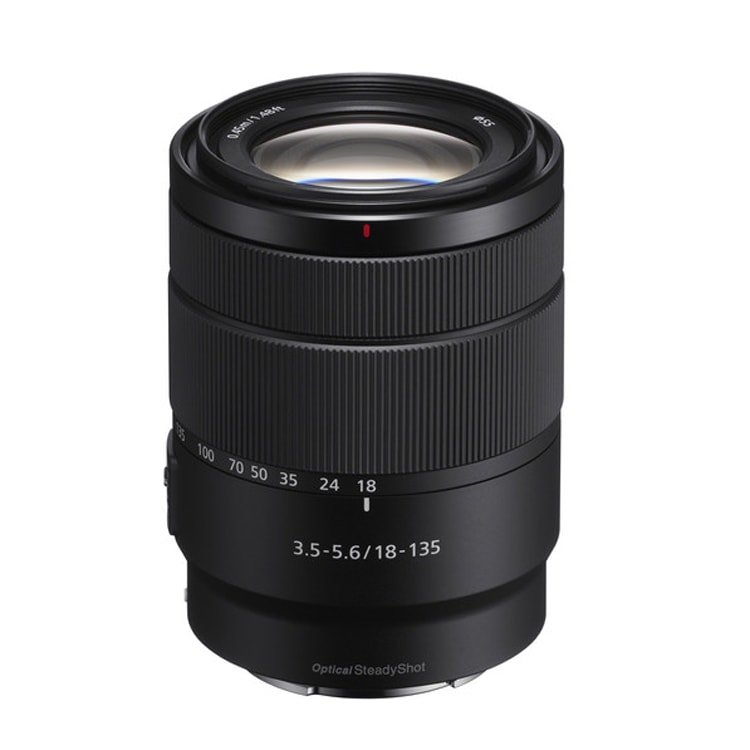 Sony E 18-135mm f/3.5-5.6 OSS