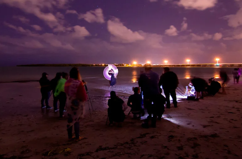 آموزش عکاسیی نقاشی با نور | یک راهنمای جامع